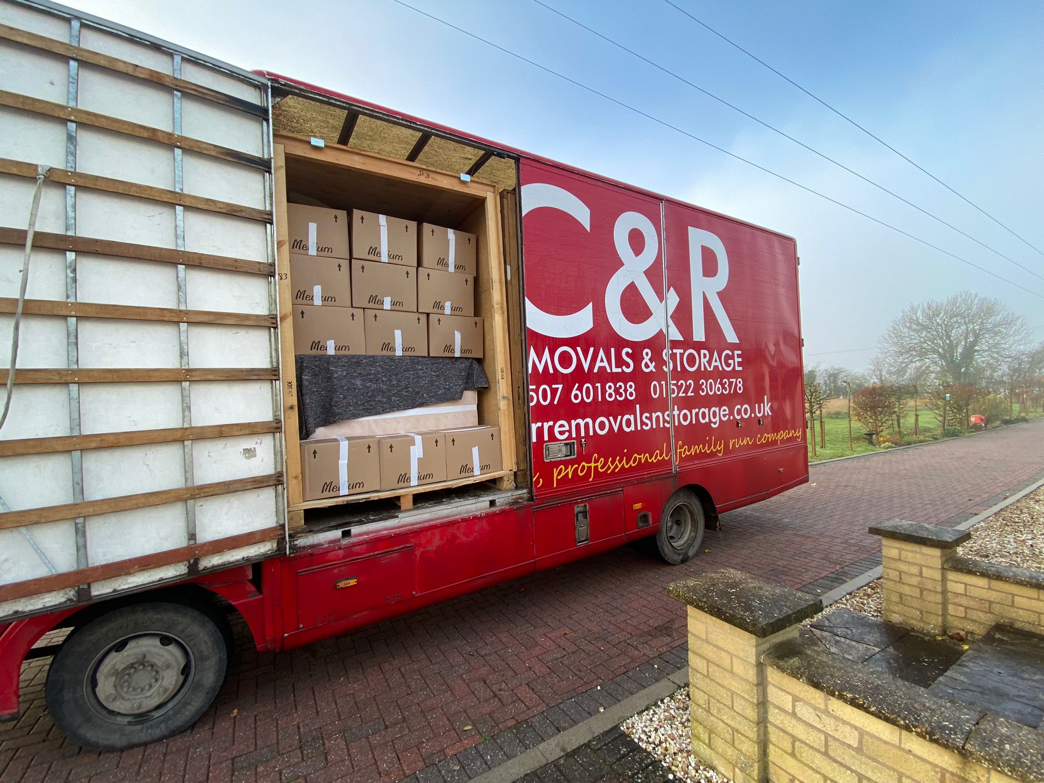 How to assemble packing boxes